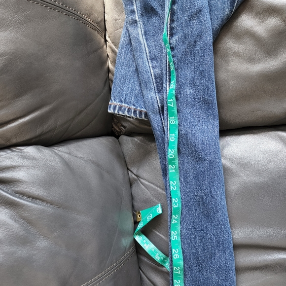 Vintage Guess Jeans size 29 - Picture 4 of 11